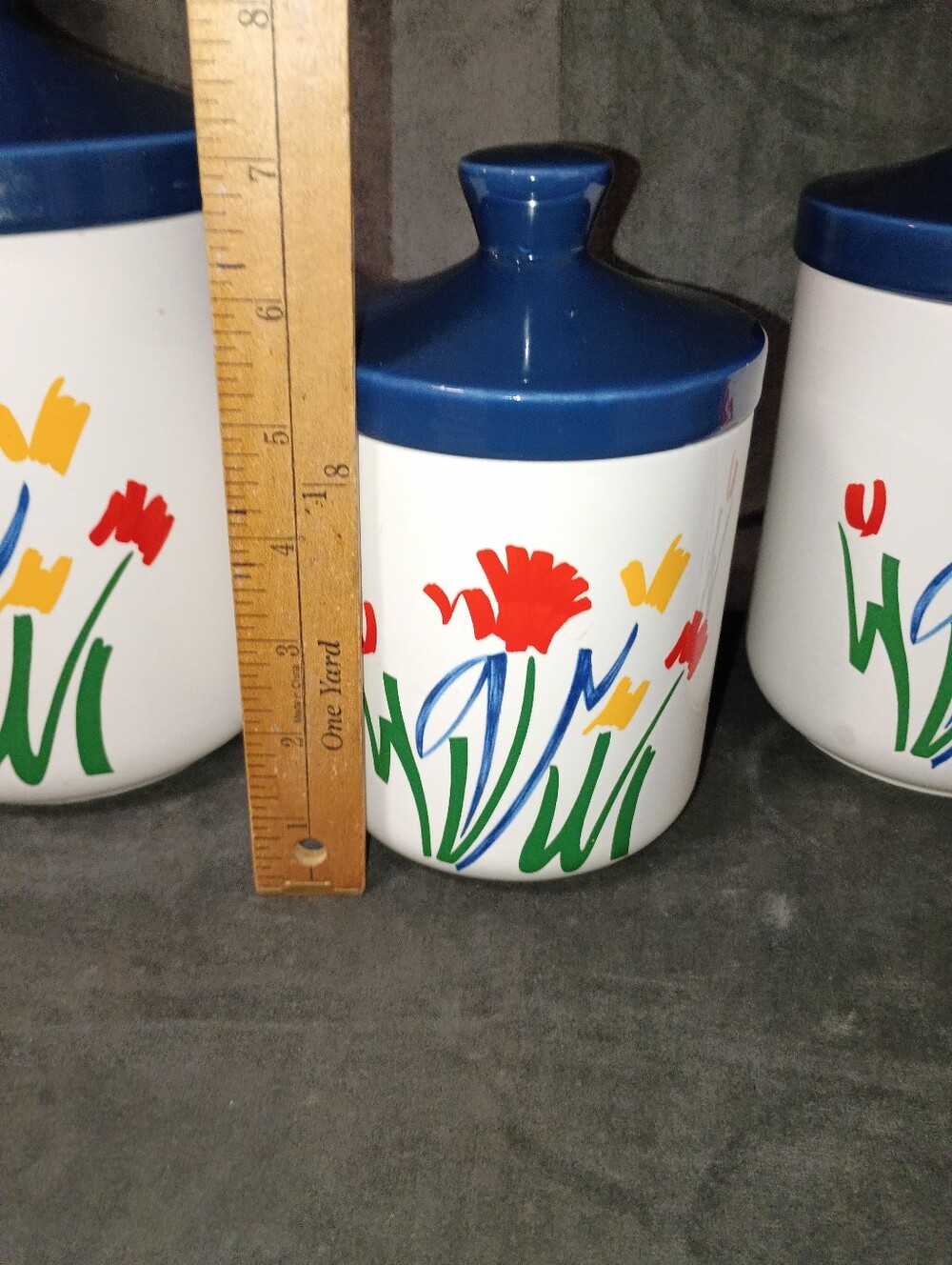 Vintage Set Of 3 Tulip Ceramic Canisters - Picture 11 of 12
